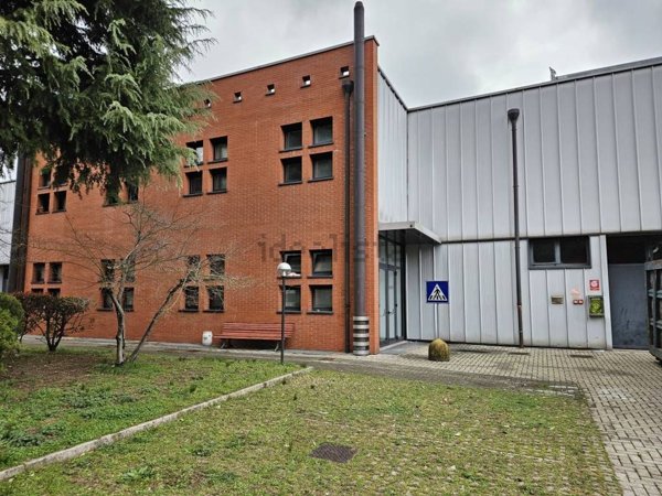 capannone in affitto a Gallarate