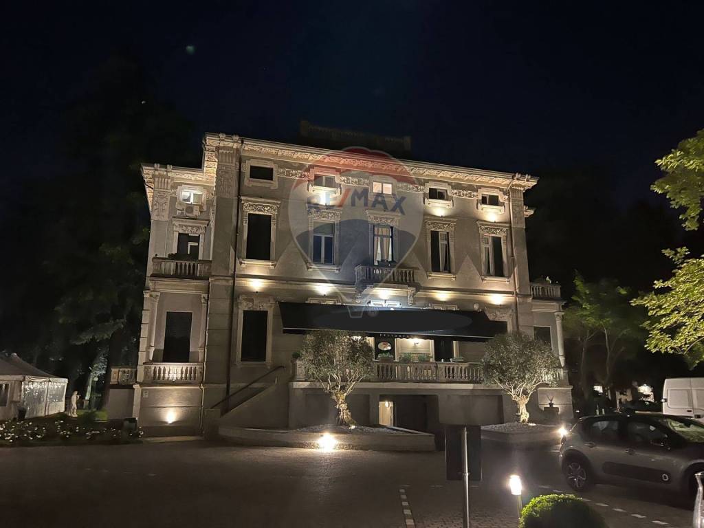 negozio in affitto a Gallarate