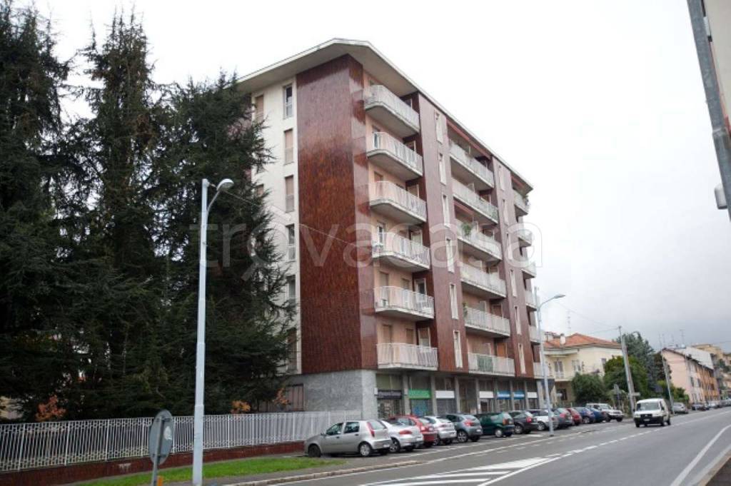 appartamento in affitto a Gallarate in zona Arnate