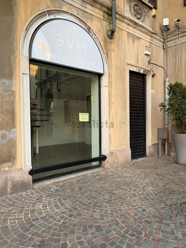 negozio in affitto a Gallarate