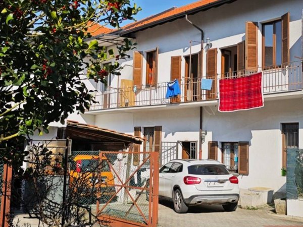 casa indipendente in affitto a Gallarate in zona Cascinetta
