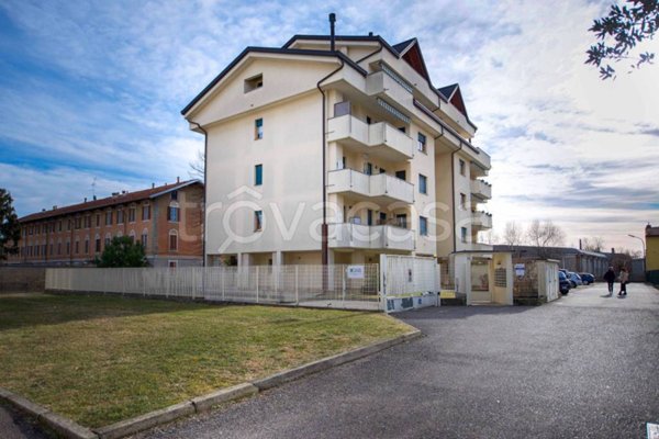 appartamento in affitto a Gallarate in zona Cascinetta