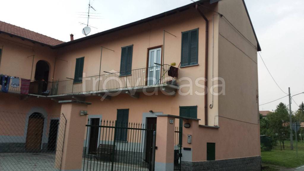 appartamento in affitto a Gallarate in zona Crenna