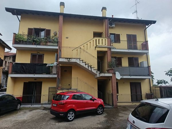 appartamento in affitto a Gallarate in zona Crenna