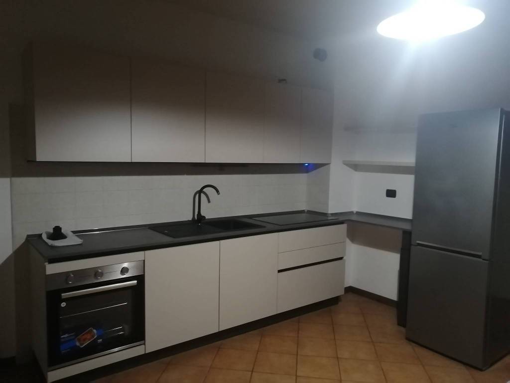 appartamento in affitto a Gallarate in zona Arnate