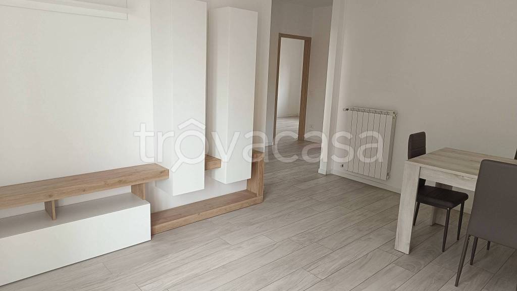 appartamento in affitto a Gallarate in zona Arnate