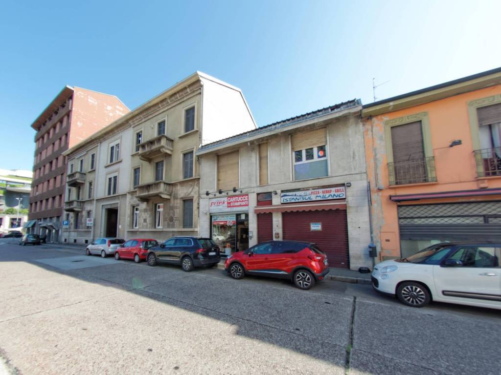 negozio in affitto a Gallarate