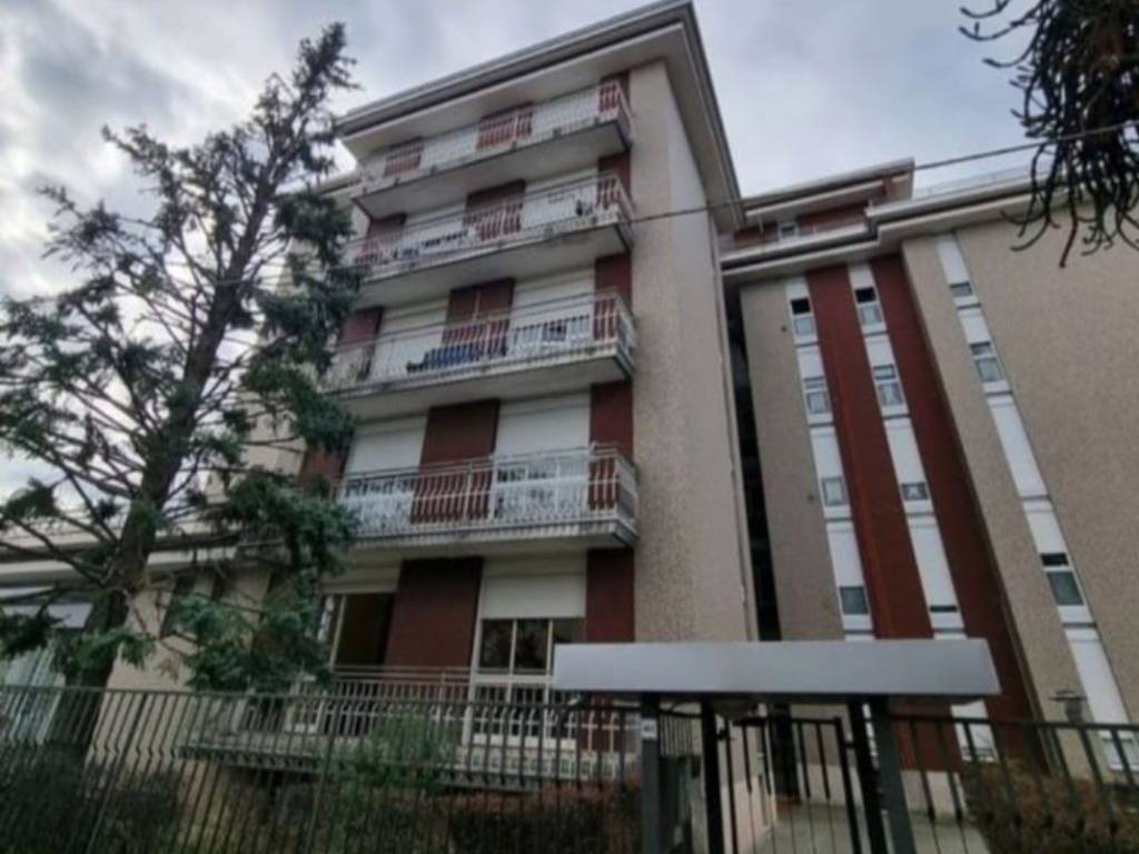 appartamento in affitto a Gallarate in zona Ronchi