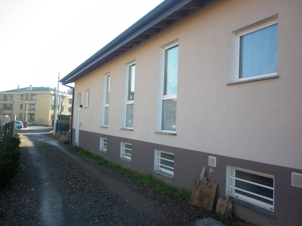 ufficio in affitto a Gallarate in zona Moriggia