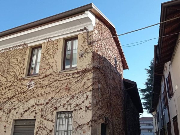 appartamento in affitto a Gallarate in zona Arnate