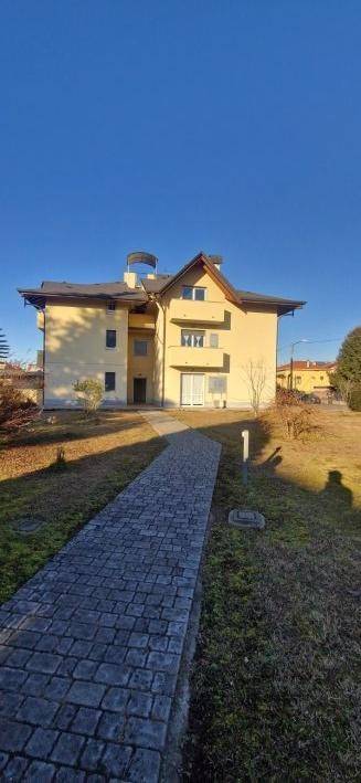 appartamento in affitto a Gallarate in zona Madonna in Campagna