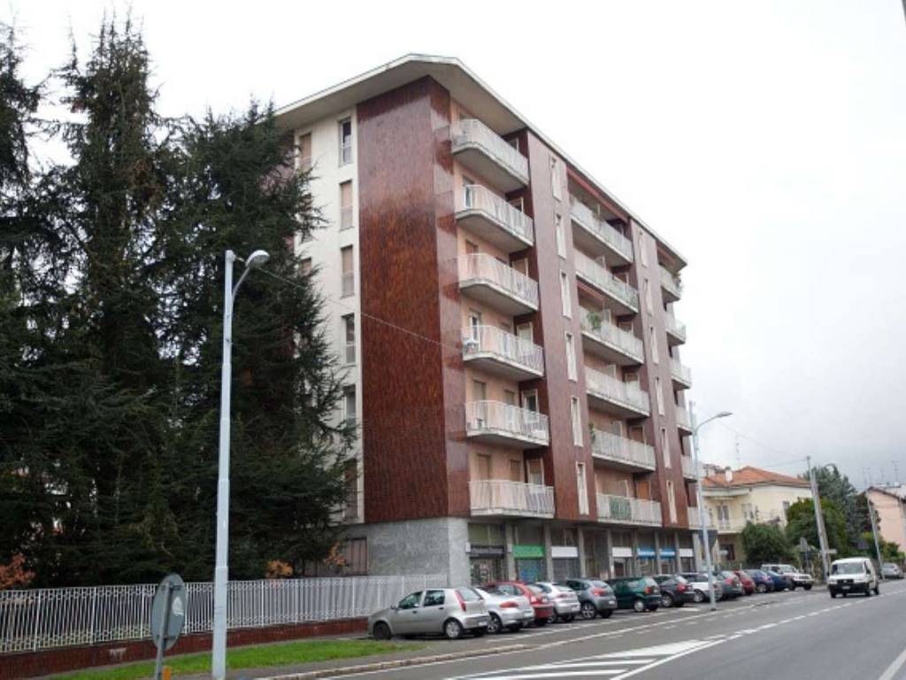appartamento in affitto a Gallarate in zona Madonna in Campagna
