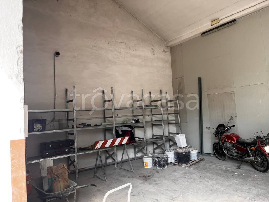 appartamento in affitto a Gallarate in zona Sciarè