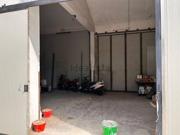 locale di sgombero in affitto a Gallarate