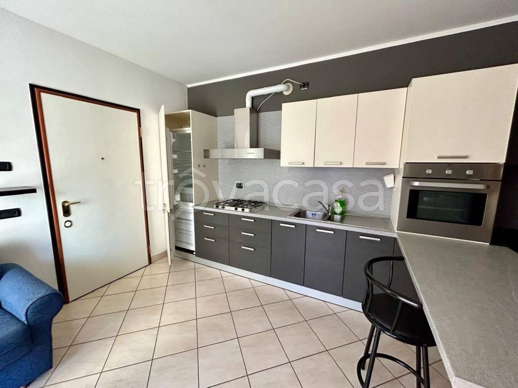 appartamento in affitto a Gallarate in zona Moriggia