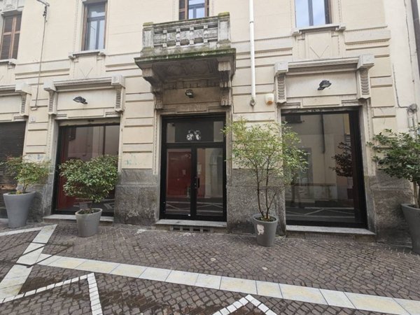 negozio in affitto a Gallarate