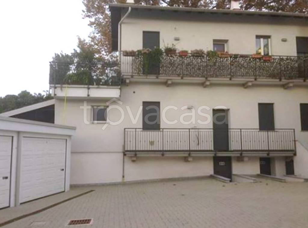 appartamento in affitto a Gallarate in zona Moriggia