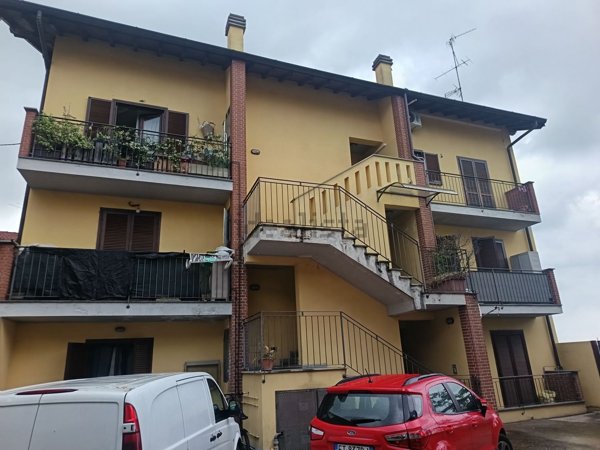 appartamento in affitto a Gallarate in zona Crenna