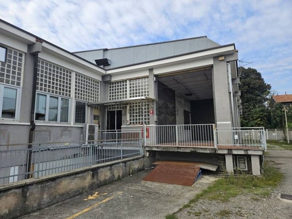 capannone in affitto a Gallarate in zona Crenna