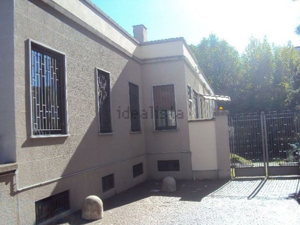 capannone in affitto a Gallarate