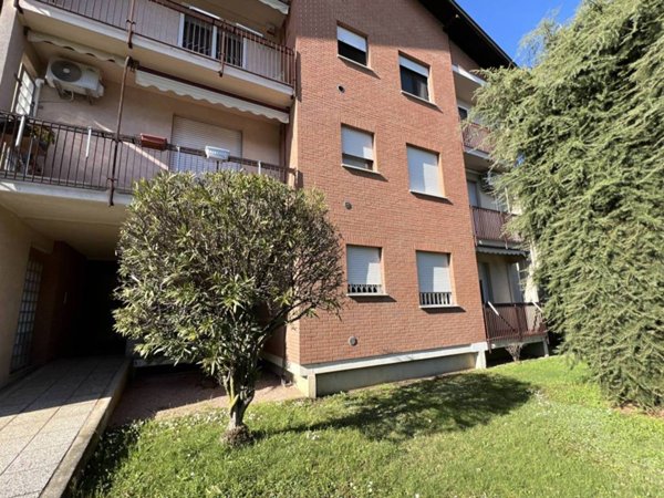 appartamento in affitto a Gallarate in zona Sciarè