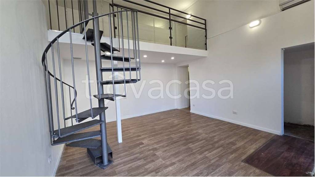 negozio in affitto a Gallarate