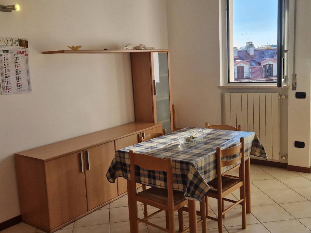 appartamento in affitto a Gallarate in zona Sciarè