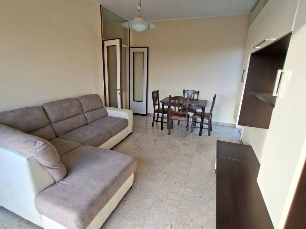 appartamento in affitto a Gallarate in zona Ronchi