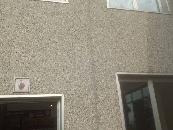 locale commerciale in affitto a Gallarate in zona Sciarè