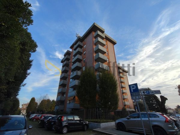 appartamento in affitto a Gallarate in zona Sciarè