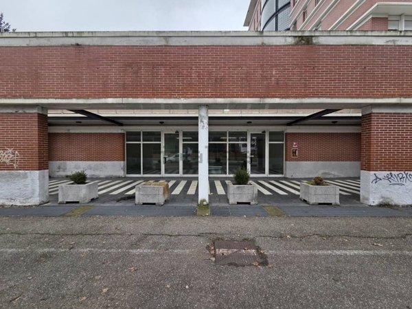 negozio in affitto a Gallarate