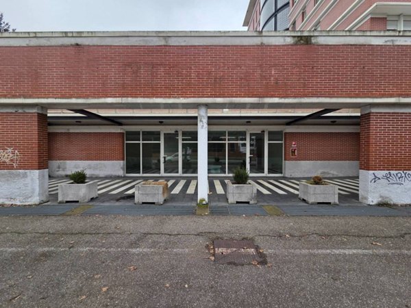 negozio in affitto a Gallarate