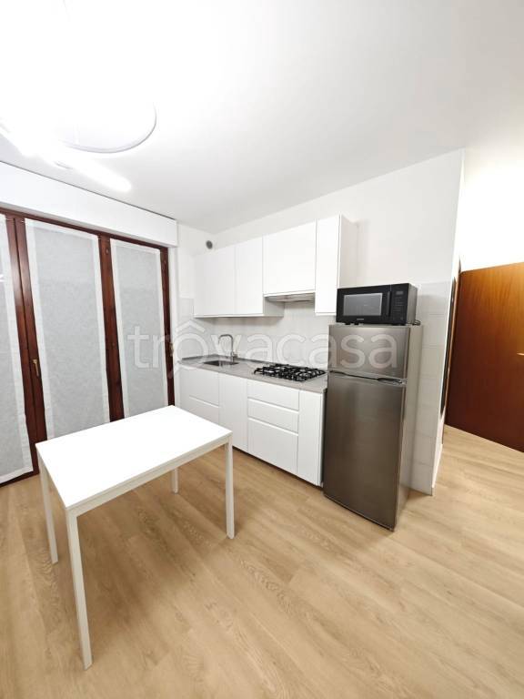 appartamento in affitto a Gallarate in zona Crenna