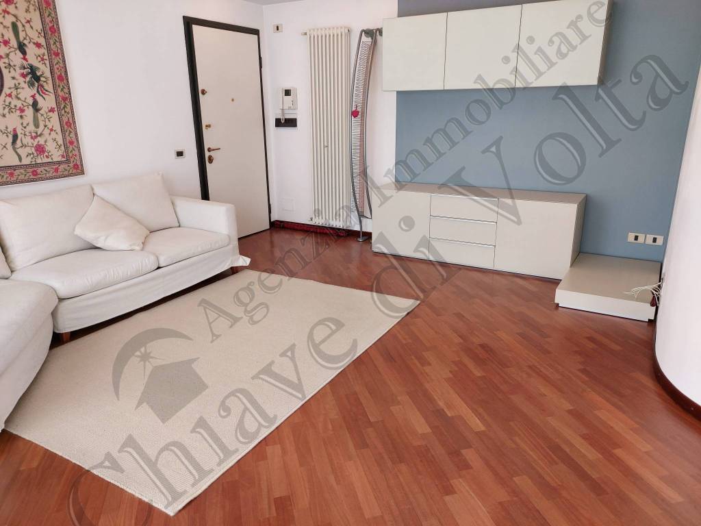 appartamento in affitto a Gallarate in zona Arnate