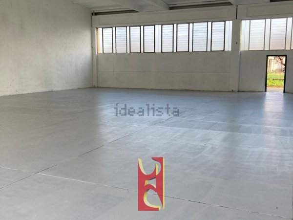 capannone in affitto a Gallarate