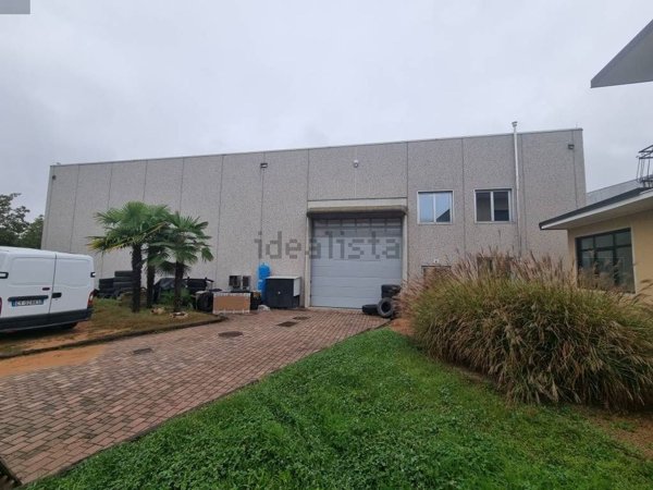 capannone in affitto a Gallarate