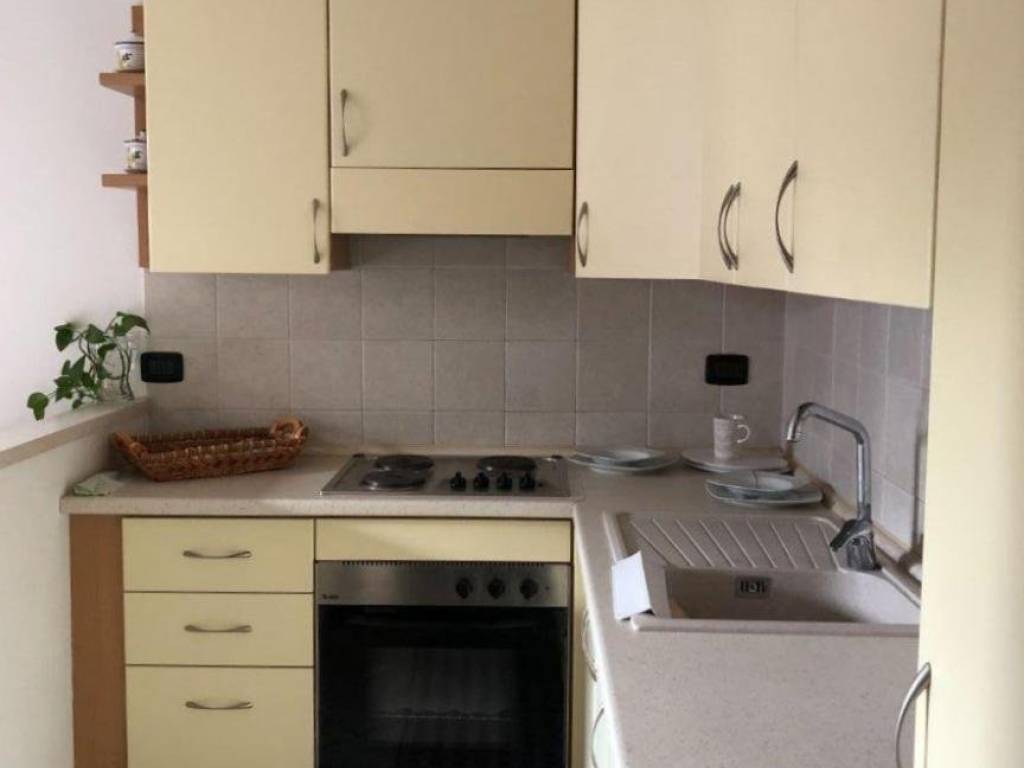 appartamento in affitto a Gallarate in zona Crenna