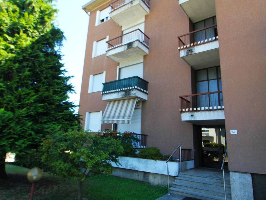 appartamento in affitto a Gallarate in zona Cascinetta