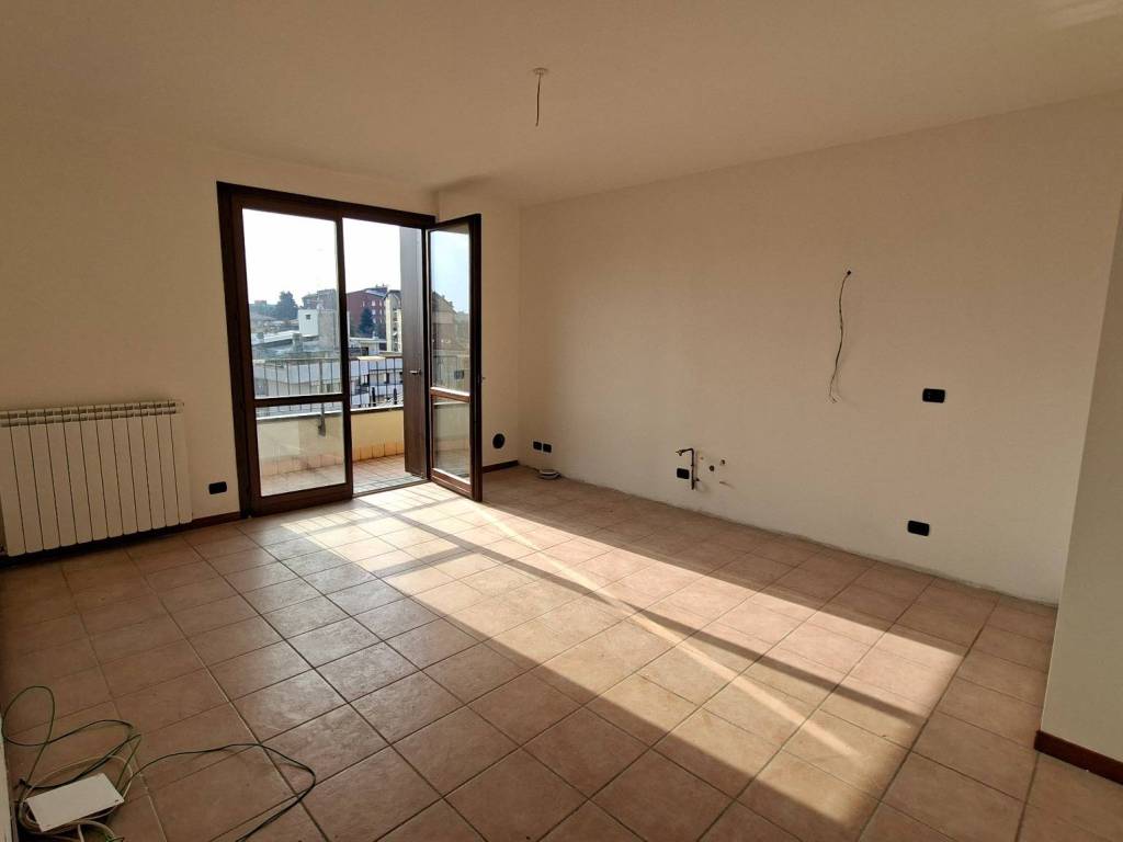 appartamento in affitto a Gallarate in zona Arnate