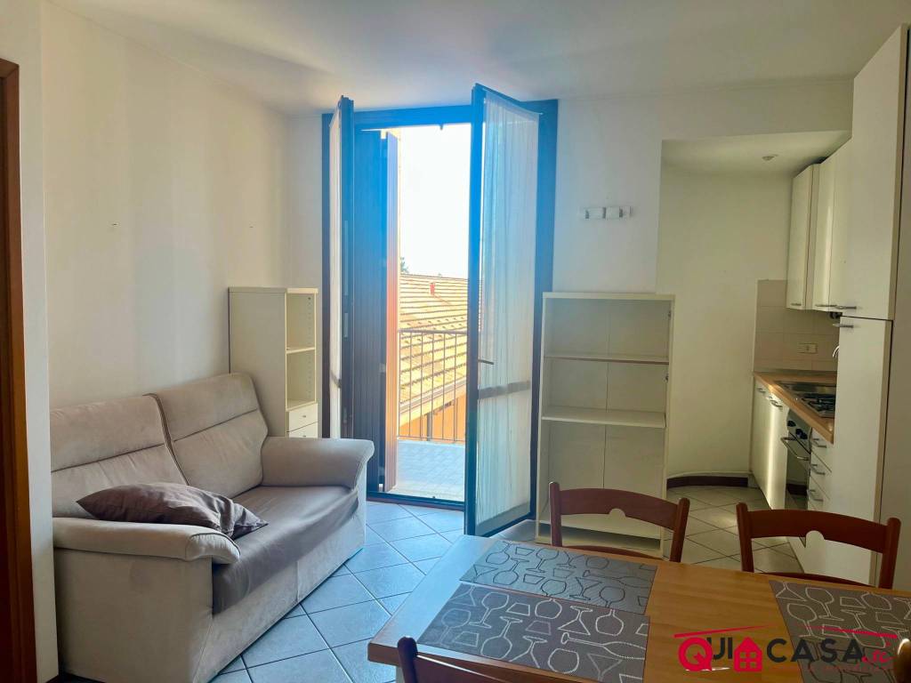 appartamento in affitto a Gallarate in zona Arnate