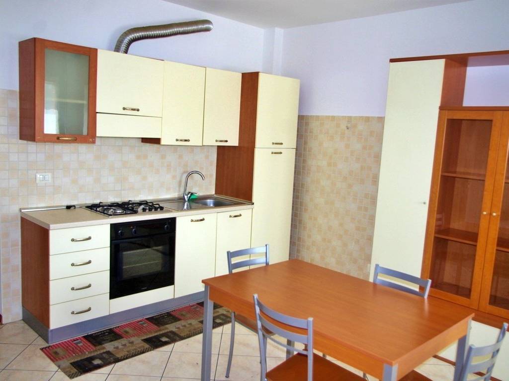 appartamento in affitto a Gallarate in zona Arnate