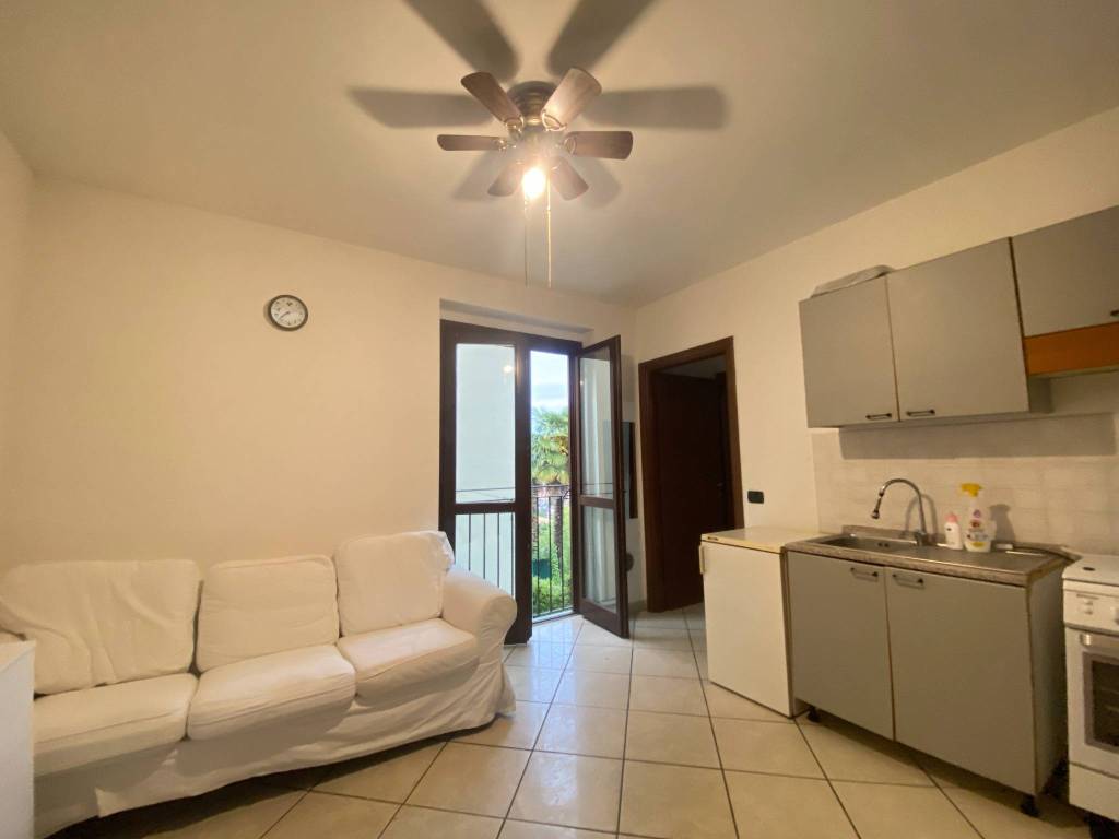 appartamento in affitto a Gallarate in zona Crenna