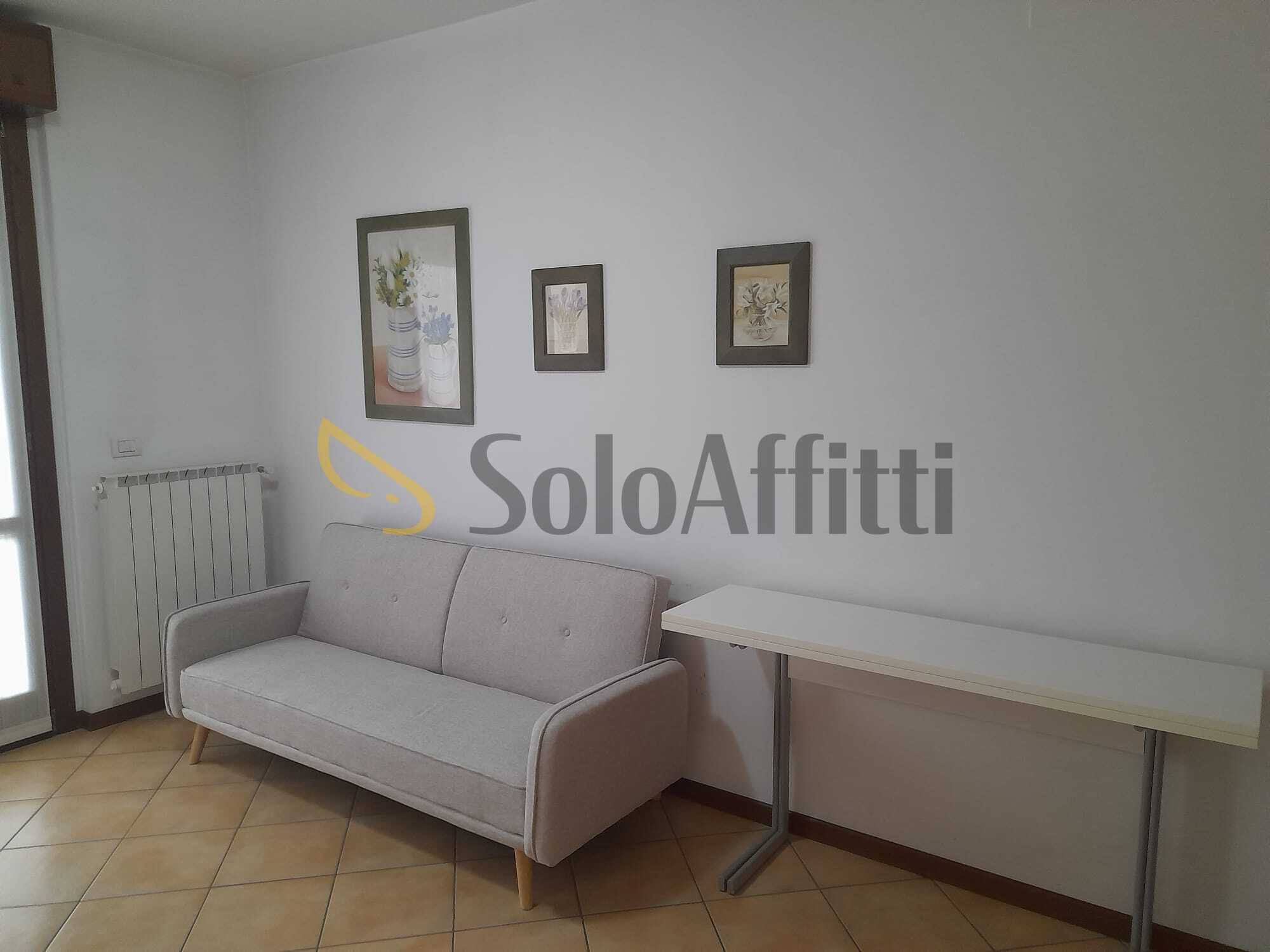 appartamento in affitto a Gallarate in zona Arnate
