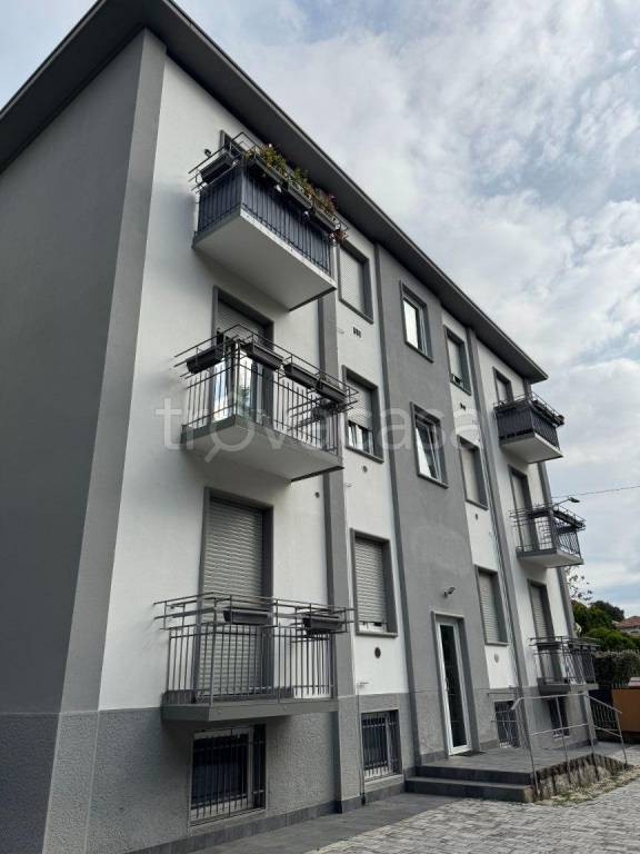appartamento in affitto a Gallarate in zona Arnate