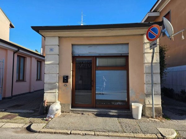 negozio in affitto a Gallarate