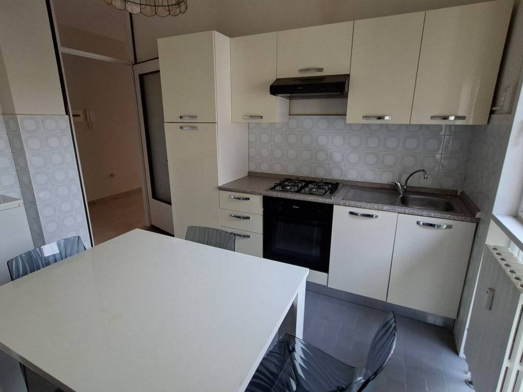 appartamento in affitto a Gallarate in zona Ronchi