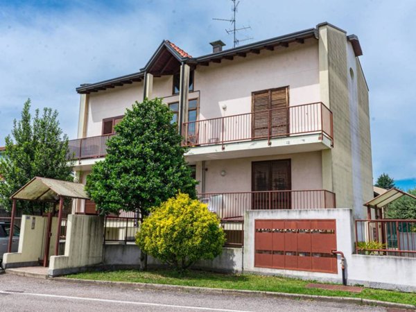 appartamento in affitto a Gallarate in zona Cascinetta