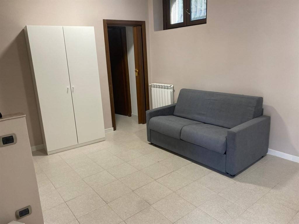appartamento in affitto a Gallarate in zona Moriggia