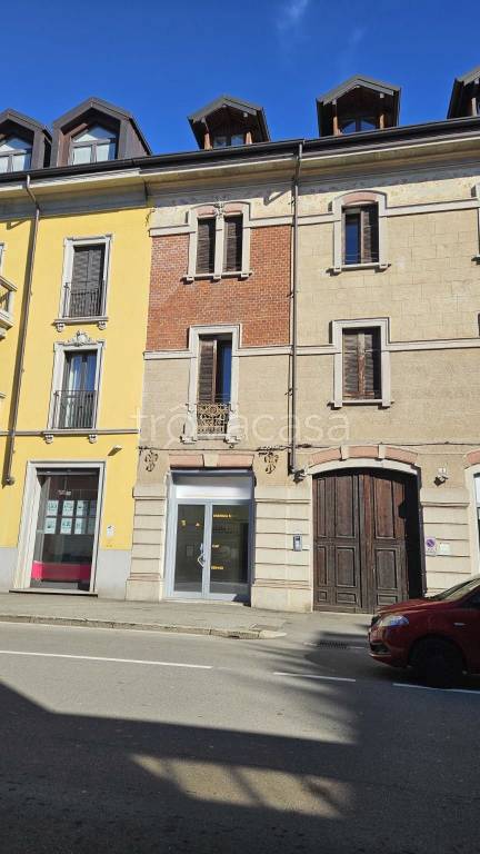 negozio in affitto a Gallarate