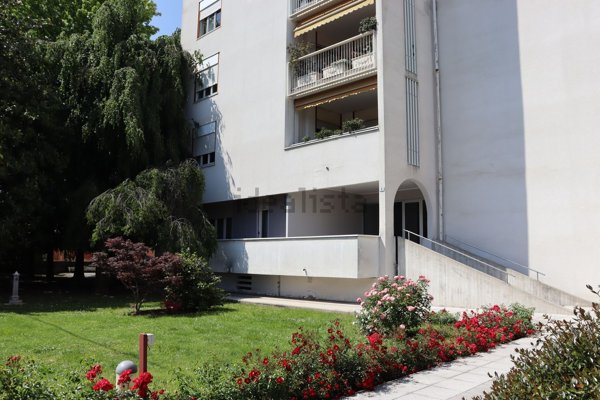 appartamento in affitto a Gallarate in zona Arnate